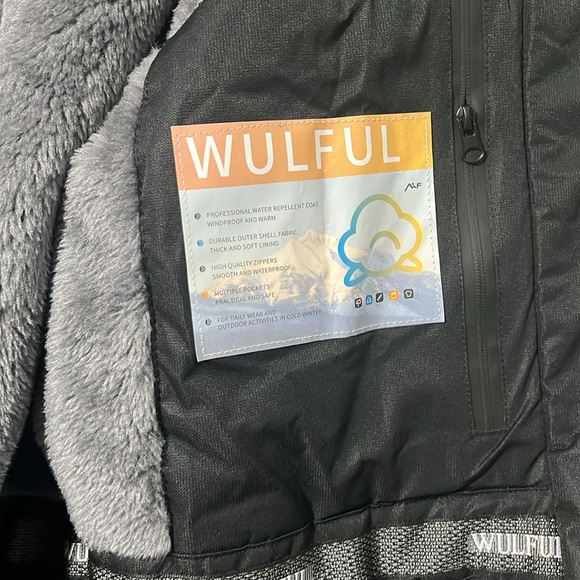 Wulful black youth small jacket- USED - Picture 4 of 6